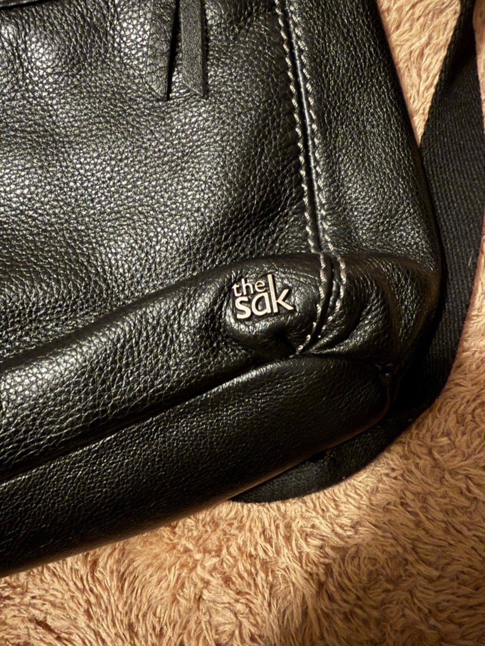 The Sak Black Pebbled Leather Messenger Crossbody - Picture 4 of 7